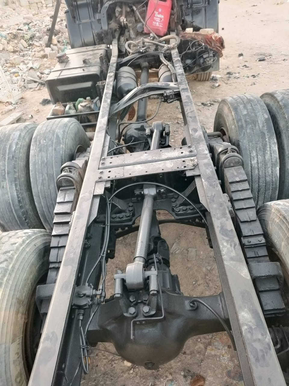 السلام عليكم كماز للبيع 2002 محرك وكير البي خير من الله لا تبخير ولا تنقيص كير 111 مكينه 25 بالسنويه قلاب رقم قادسيه سنويه لـ30 مكان النجف ***********

