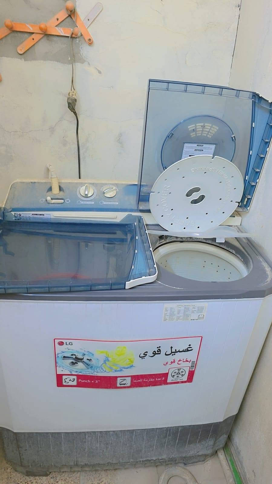 غراض بيت مستعمل شي قليل
مبردات ع ١٥٠ الوحدة 
كيزر ١٥٠
غسالة ملابس ١٠٠
مجمدة ١٠٠
كاونتر ٥٠ 
مثرامة لحم ٥٠ 
سيدية والغراض كلها جدد
 رسلوني على هاذ رقم ***********
@إشارة
