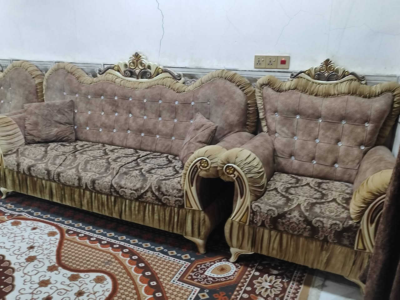 السلام عليكم تخم مستخدم اسختدام نضيف مع سيت طبلات هديه السعر 400 وبي مجال شي بسيط الاستفسار على هذا الرقم *********** العنوان الديوانيه حي العصري
