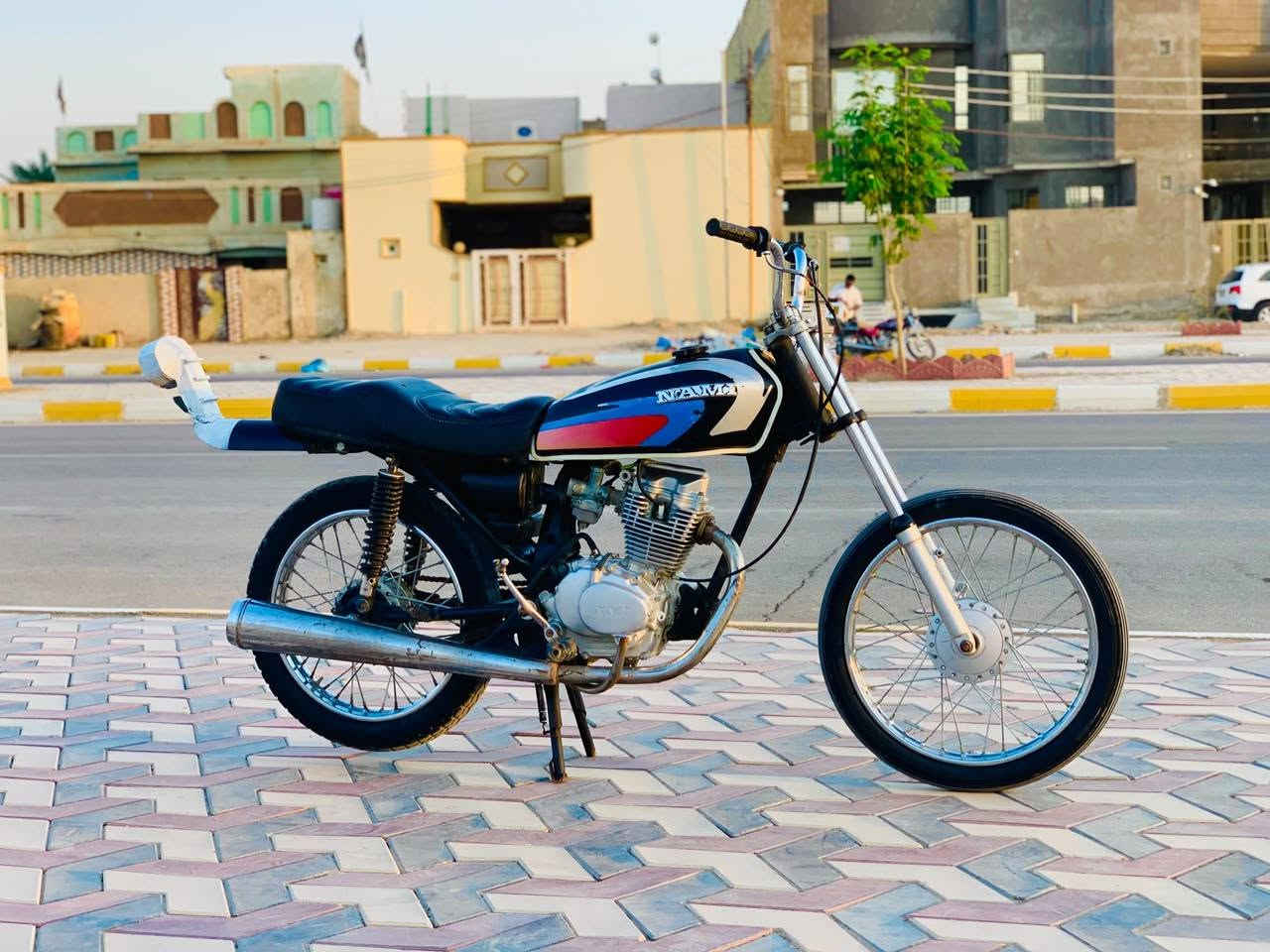 نايمه شلامجه موديل 25 كلك دراجه نضيفه وجاهزه مكفوله من كلشي ما بيها نقص سعر 450جوه سوك ***********
