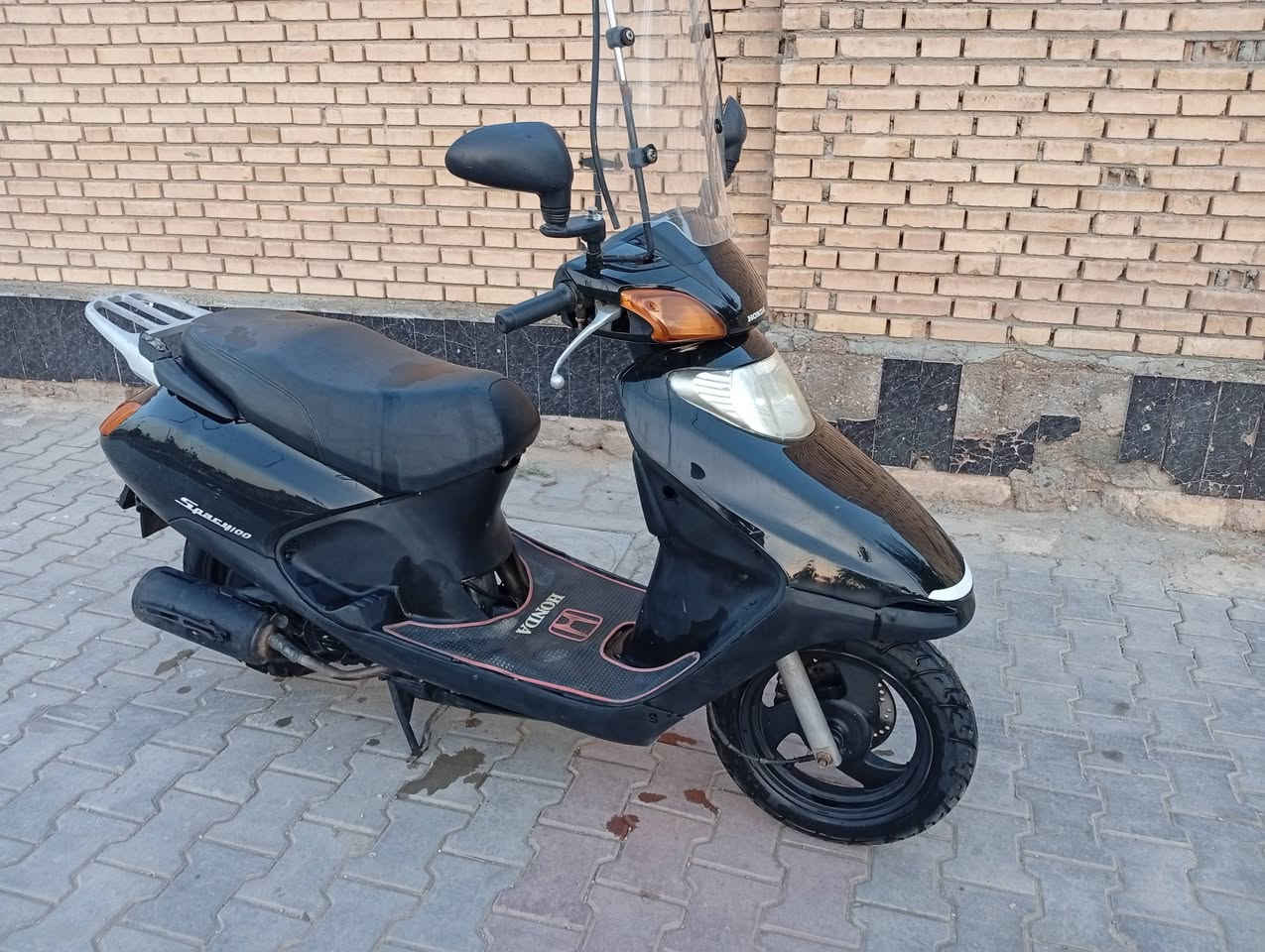 السلام عليكم دراجه سبيسي ياباني مكينه خير من الله كهربائيات كله شغاله السعر 450 رقم الهاتف ***********
