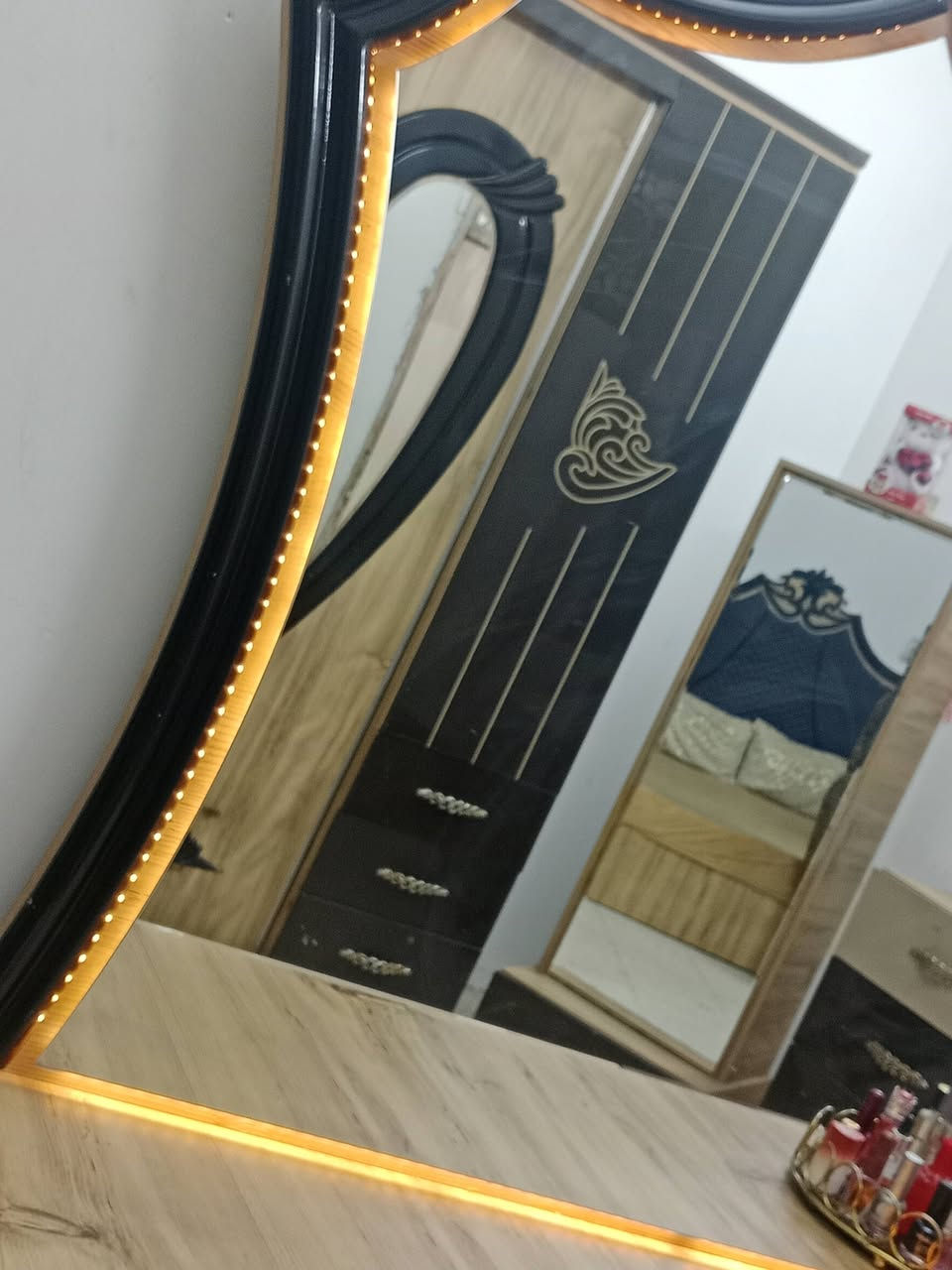 مستعجله • ١٠ قطع • قابل تفاوض