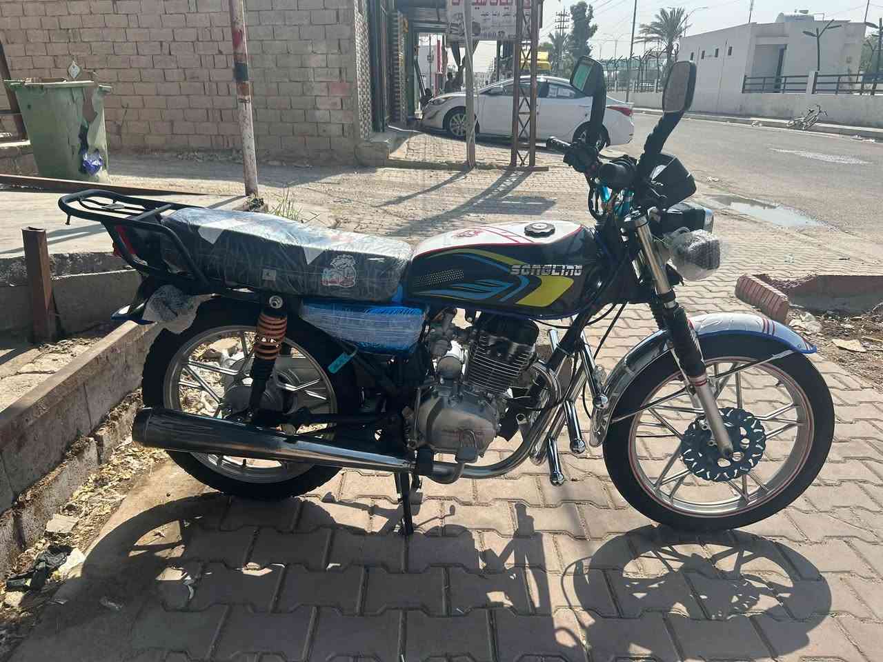 دراجة إيراني موديل 23 محرك150cc
ما بيها أي نقص بس لبريك الگدام
كهربائيات كلها شغالة 
سعر 600وبيها مجال
لتواصل ***********

