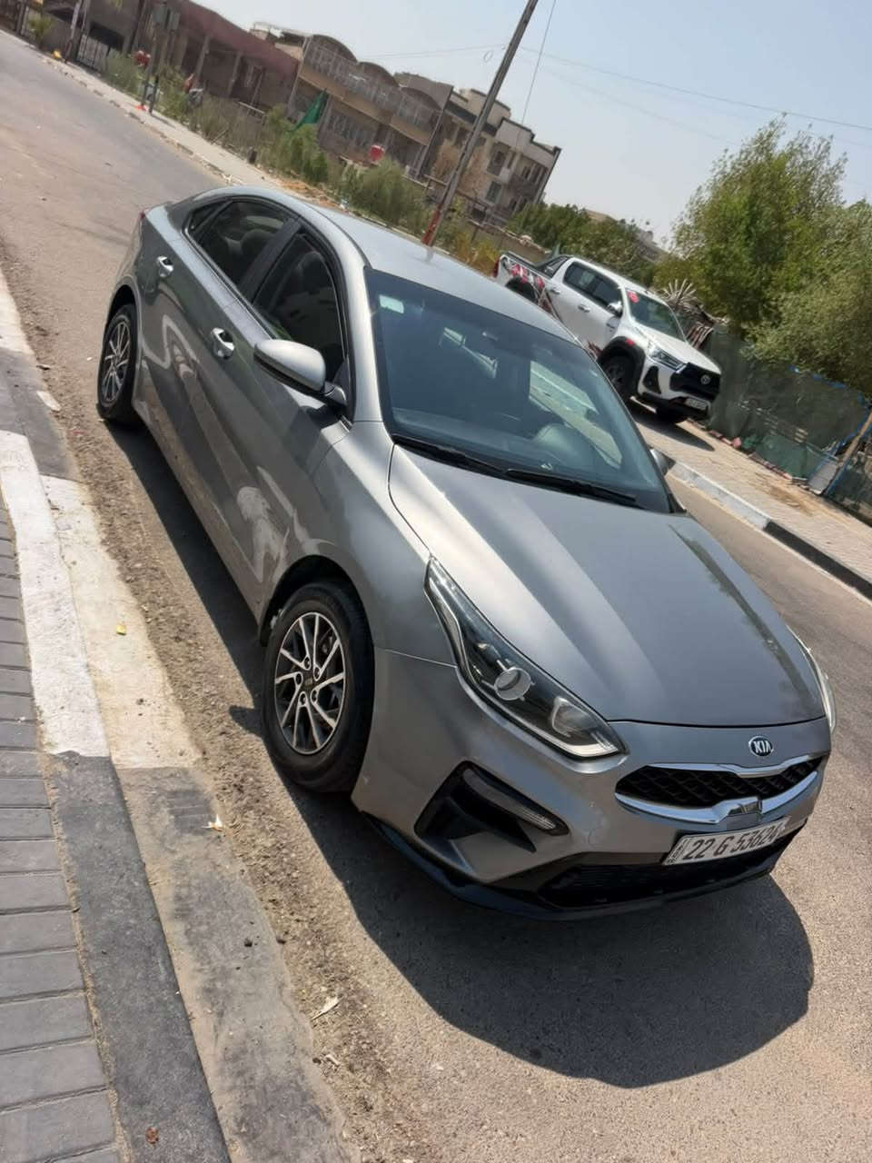 كيه سراتوه خليجي 2019 سياره مكفوله من ضربه  بيه بس بنيد صبغ رقم اربيل سنويه مجدد توه محرك 1600سياره جاهزه  من كلشي مكان البصره حي المهندسين السعر 120 وبيه مجال الشراي رقم الهاتف ***********
