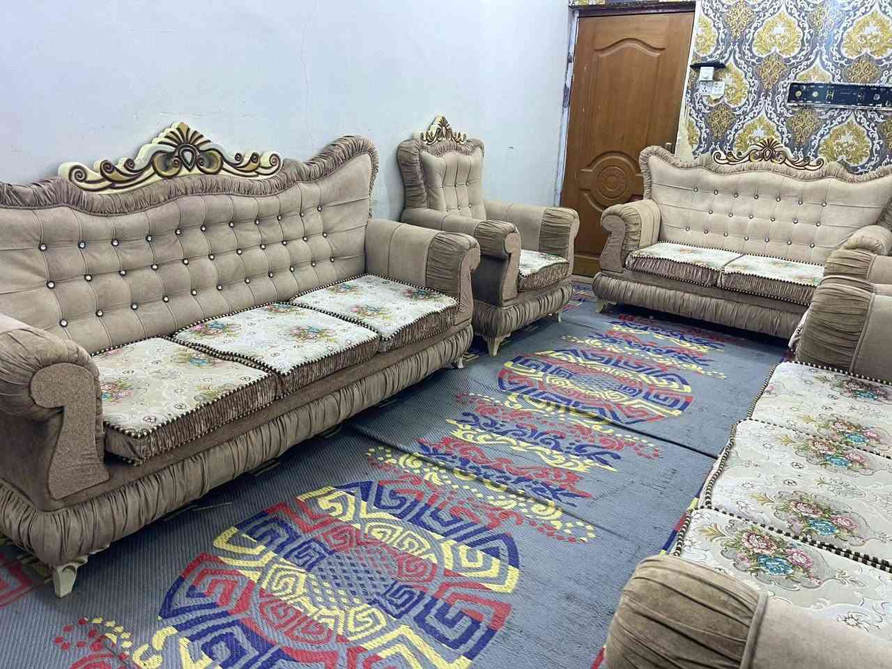 تخم ملكي 10 مقاعد تكمه بدون اي ضرر ب275قفله
*********** بغداد, العراق
