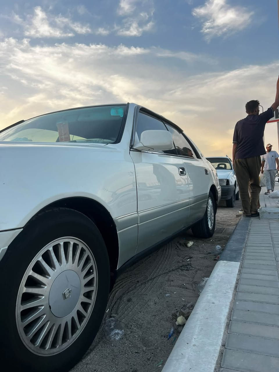 راس الثور 97 شاصي 55   كير مكينه 3000 Vvtتبريد  كهربائيات كلها شغال
بيع مستعجل 85  وبيها مجال مكان السياره بصره سفوان مكفوله كص ونقل بسمي مباشر تحويل ثاني يوم ***********
