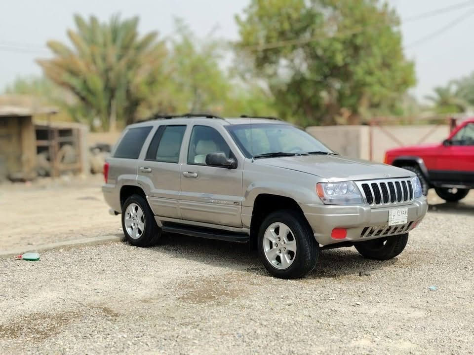 جيب شيروكي • ٢٠٠٢ • رقم بغداد