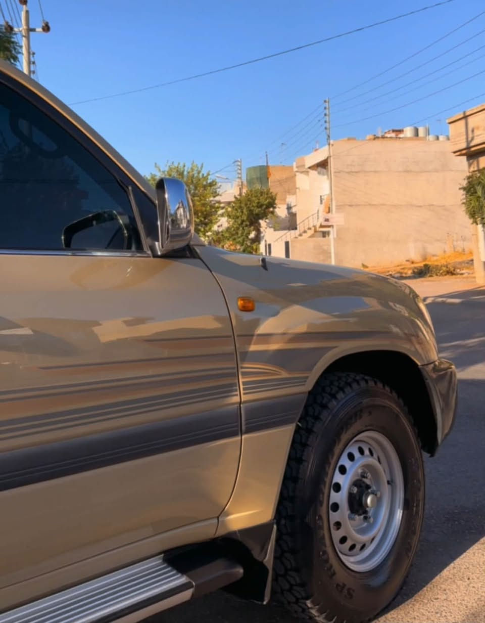 سڵاوی خواتان لێ بێ
مۆنیکا ٢٠٠٢ خاکی پاکەتی ماشاللە 📦✅

سەیارەکە تەحویل ئەسڵە بێ موشکیلە 

تەقەو ڕەقەو جوکەی تیا نییە 

سەیارەکە بێ بۆیاخ بێ سارد بێ چاڵ نموونە لە جوانی سفر سفر

بەشەرتی هەموو شتێ ئەی فرۆشم ماڵی دۆستە 

سەیارەکە هەر لە گێڕوو ئەکسلوو مەکینەی ماشااللە ئەوێ 

هەتا پاوەریشی بیلادە 
 تایەو ویلی لۆک لۆک ، تازە گۆڕیوومە خۆم هەر ٥ ی دەنلوبی عەسڵە

کوشنە کانی وەک بیلاد ماونەتەوە سەقفی نەکەو تووە 

زبری سووکانی ماوە نموونە نموونە لە جوانی

فەخمی تۆیۆتا خاکی 

بۆ سعر تەلەفون بۆ خۆم بکەن ئیشااللە بە نسیبی ئەوە ئەبێ 

کە حەزی لێیەتی 

 *********** 

لە خزمەتانام 

ئادمین🌹♥️.
