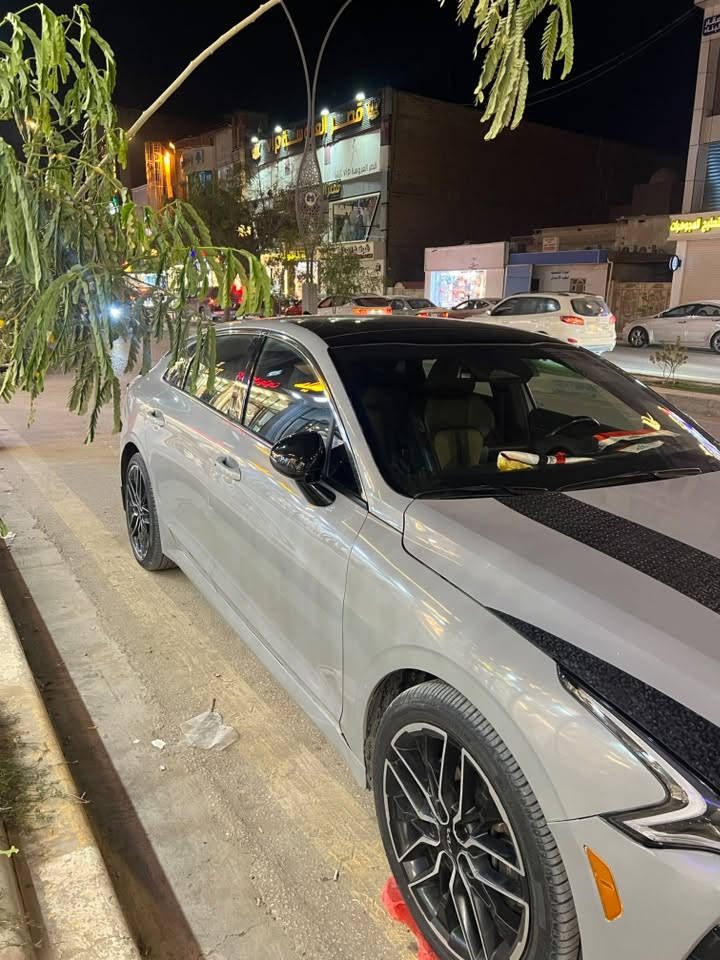 السلام عليكم
K5GT 24 2500T 
فول ام الخمس كامرات 
بدون رقم المنفيس باسمي 

***********
