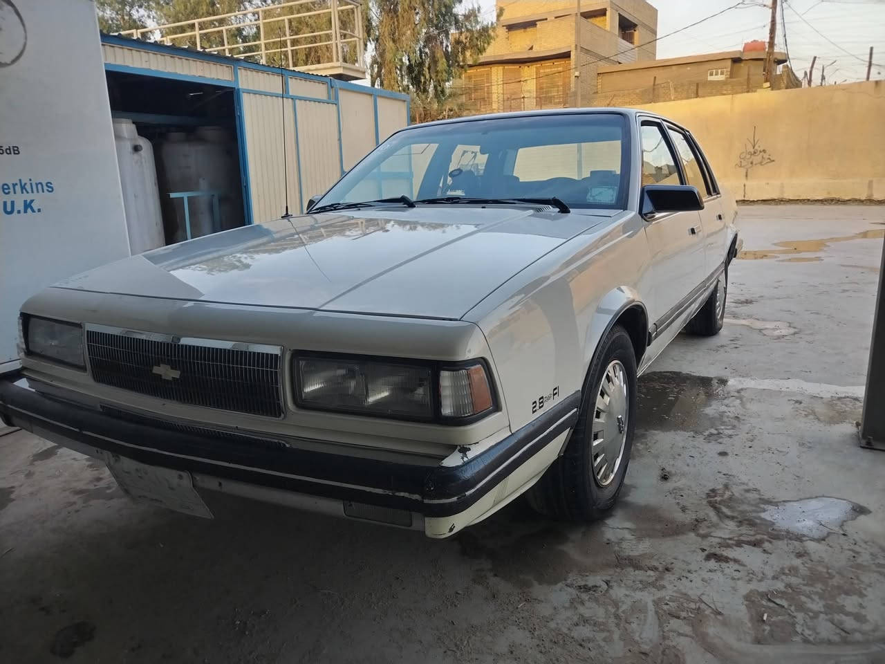 السلام عليكم للبيع سلبرتي
موديل 89 مكينه جديده كيرجديدالنمره الرابعه شغاله تبريد ثلج منضومه كله جديده حداديه جديده 
قطعتين صبغ بنيد وقماره سياره بلاد كلش حلوه ترايك وين ميعجبك سعره 54ورقه وبيه مجال  للاستفسار ***********  مكان السياره بغداد
