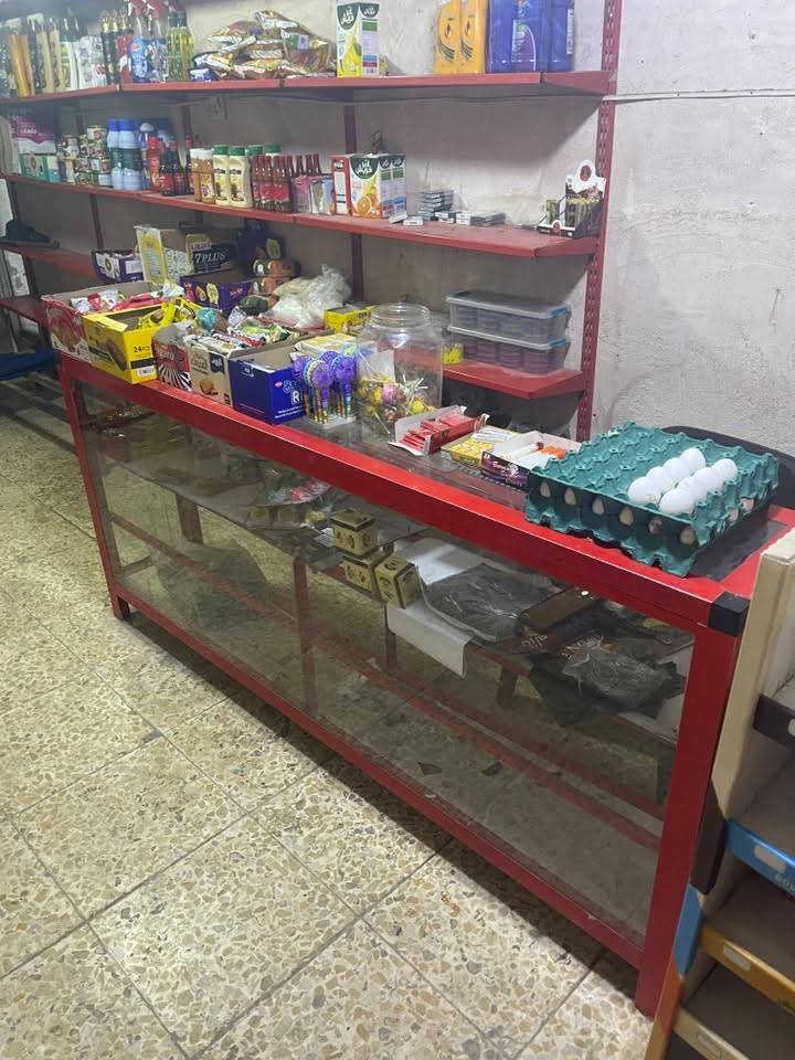 غراض محل للبيع عارضات عدد 2 وحدة ام الباب والثانية ام البابين ثنينهن شغالات وتبريدهن ثلج وياهن رفوف نفس ما واضح بالصورة +سفينة مال عرض وميز جام ابيع شلع السعر قفل 750 الف مكاني بغداد العبيدي رقمي ***********
