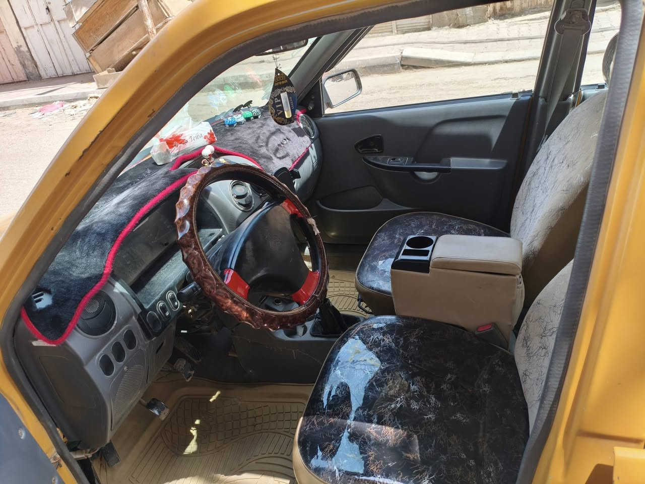 للبيع موديل ١٦رقم انكليزي قادسيه سياره جاهزه كير محرك تبريد بيه طخه بالجاملغ الخلفي معمر مصفره هيئة وغرامات،كاتبلك الموجود لاتخابر ودور مكفول تجي وتكلب بيدك سعر 33بيه مجال قليل/***********
