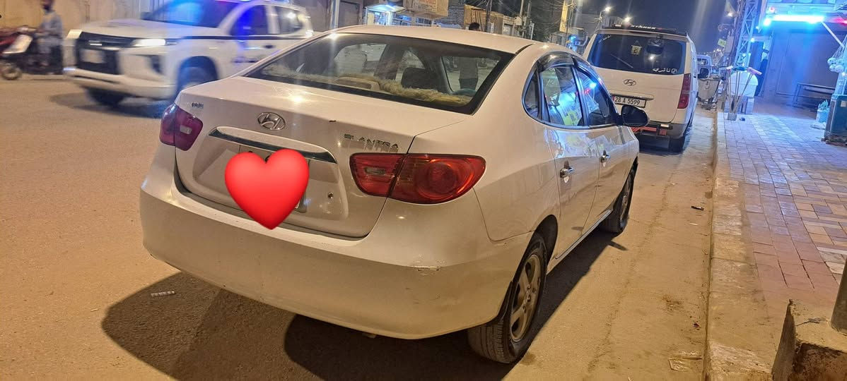 انتره خليجي موديل ٢٠١١
بيها ٣ قطع بدون دواخل 
مكان نجف مناذره
***********
