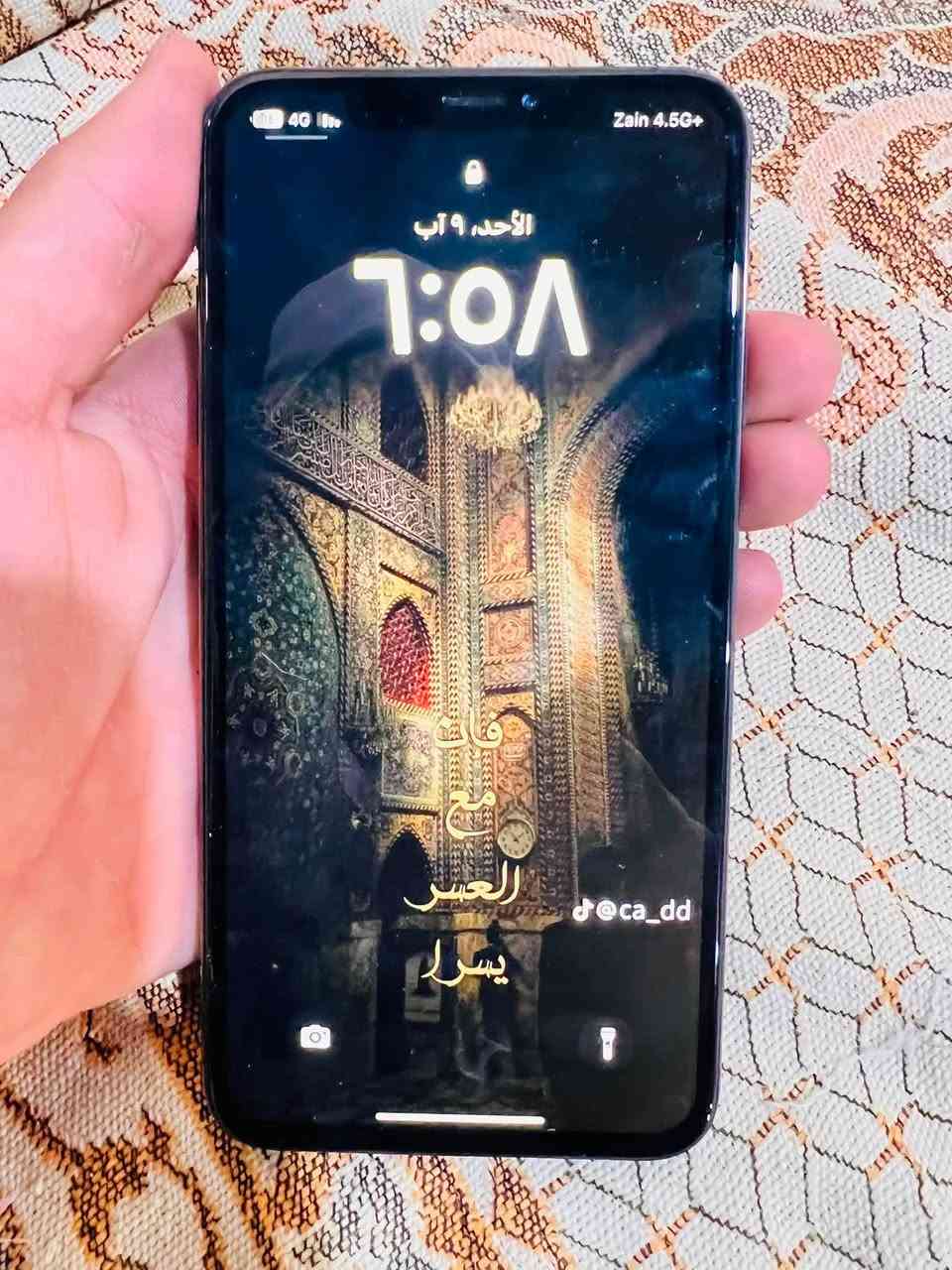 سلام عليكم  آيفون اكس ماكس ذاكره ٢٥٦ مبدل بطاريه  وشاشه  قبل فتره قصيره   الكامره الاماميه عطلانه  ما ادري شنو مشكلتها  الجهاز لمسه حلو وزين  سعره. 110وبي مجال للشراي 
مكاني نجف حي الجمعيه 
***********
