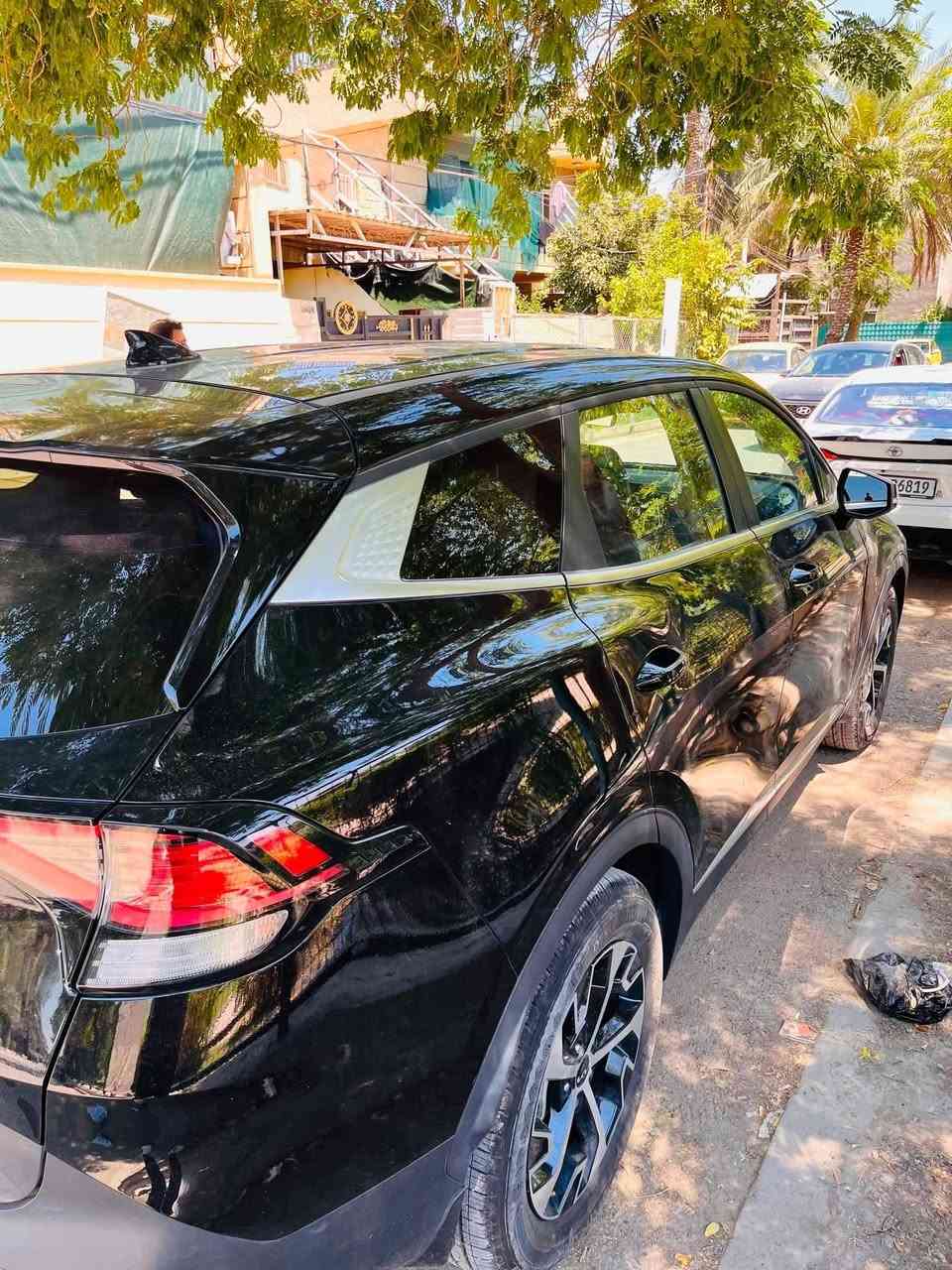 السلام عليكم كيا سبورتج مديل ٢٤ فول عدا فتحه بدون رقم صبغ صفحه حادثه موجود ويا صور مكانه بغداد الدوره سعر ١٤٣ رقم الهاتف ***********

