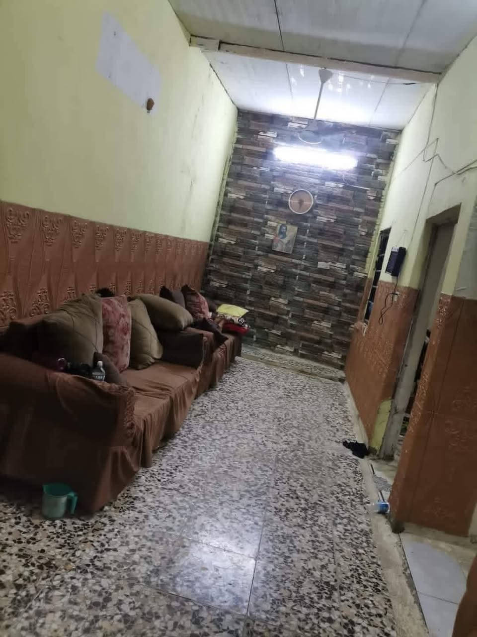 للبيع بيت مساحه 80 متر زراعي سند ٢٥ وعشرين بغداد ابو دشير علا خط نفط تصال ***********
