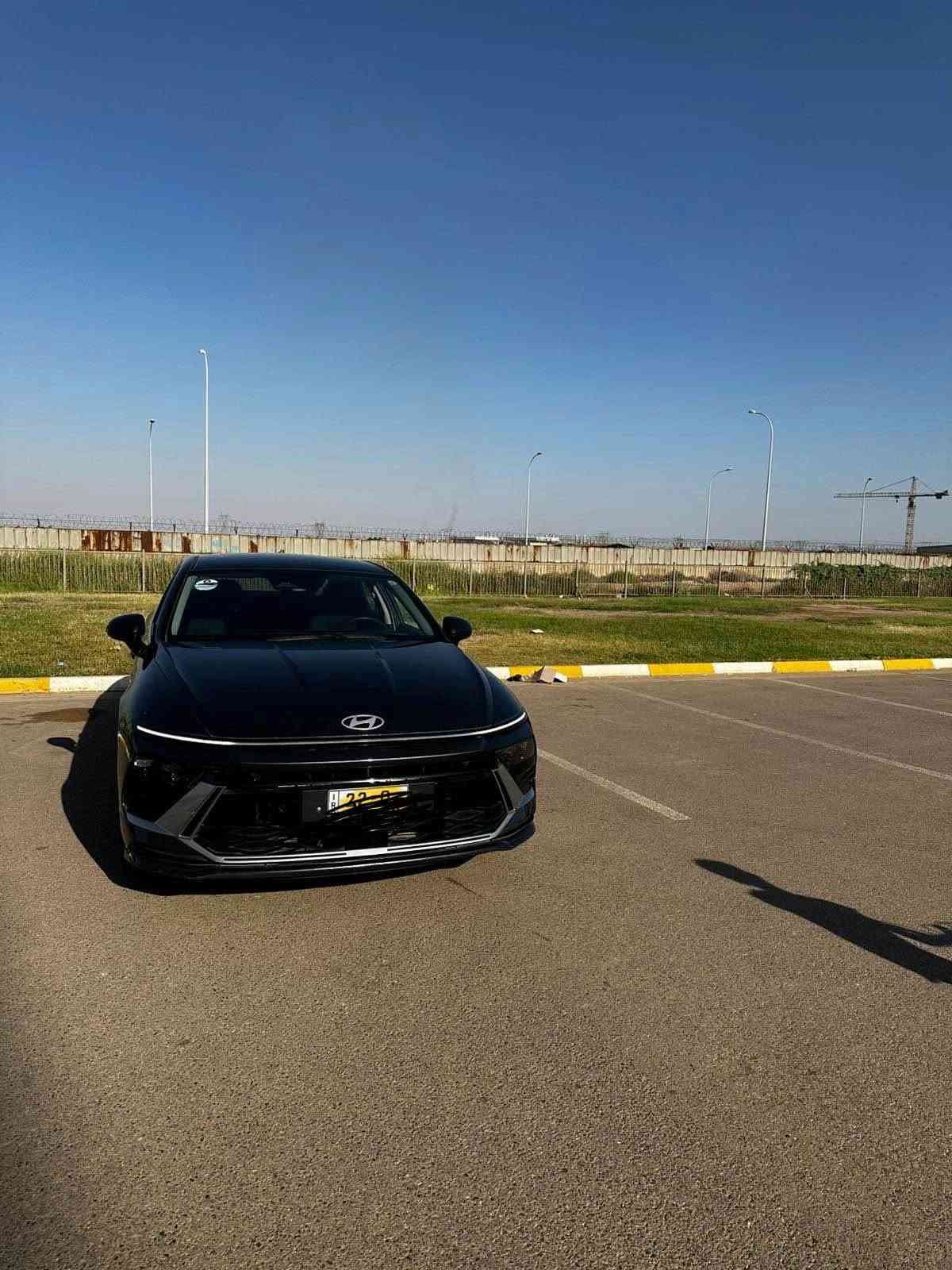 يا الله السلام عليكم 
هيونداي سوناتا ٢٠٢٤ وارد امريكي الحادث الدعامية امامية وشوية من البنيد السيارة بدون ايرباكات 
رقم اربيل تحويل مباشر ثاني يوم 
المواصفات 
كشن كهرباء 
تشغيل عن بعد 
رادرات 
شاشة كار بلاي 
نقاط عمياء 
تتبع مسار 
اضاءات led امامي خلفي
مثبت سرعة كروز 
كير تعليگ 
تحكمات مري جانبية
اللون فيلي محرك ٢.٥
ماشية ٢١ الف مايل
تخم تاير 
كير ومكينة خير من الله 
السيارة جديدة بمعنى الكلمة 
السعر ١٧٥$ بيها مجال للشراي
العنوان بغداد الصليخ 
للتواصل ***********
متواجد فقط واتساب وعلى الرقم بغداد, العراق
