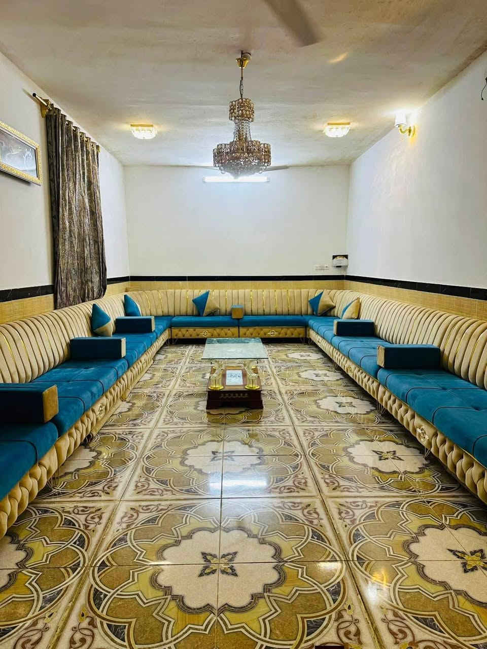 سلام عليكم 
 يوجد تخم للبيع حطاطة شغل الموصل 
قياس  19.5 
والاستفسار الاتصال على هذه الرقم ‏
‪***********‬‏ @الجميع
