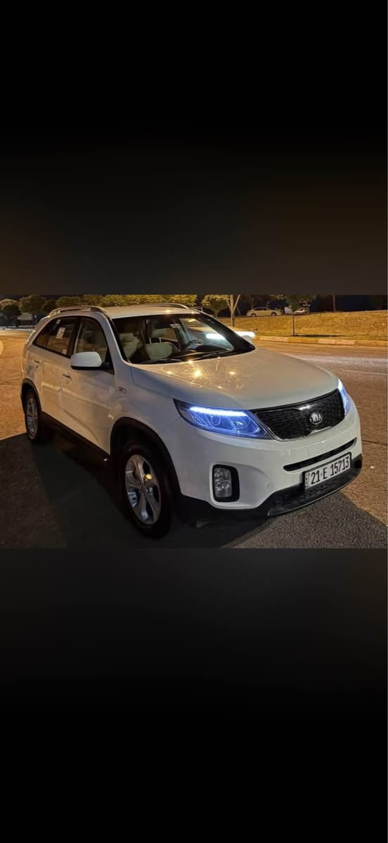 KIA SORENTO 2013
کیا سۆرینتۆ ٣٠١٣
سەیارەکە زۆر خاوێنە ماشاءالله  هەزەی نوەێە ڕەقەموو سەنەوی تازایە  2 پارچەی بۆیاخە بێ ناوو گرتن بێ ئێڕباگ هەموو گیانی بەشەرتە  160,000 km  ڕۆییە زۆر خاوێنە و ماڵی دۆستە  گێڕو مەکینەی بەشەرتە  
یەک دەستەو بەناوی خۆمانەوەیە 
کۆبۆنی بەنزینیشی لەگەڵایە 
ژمارە مۆبایل: ***********
ژمارە مۆبایل: ***********
نرخ :147 گەڵاو مامەڵەیەکی کەمیشی تێدایە كويسينجاك, أربيل
