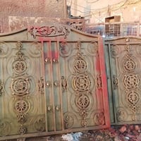 باب سلايت • عرض ٣م • ارتفاع ٢م