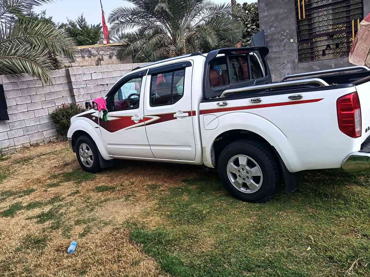 نيفار • ٢٠١٣ • عليه مجال