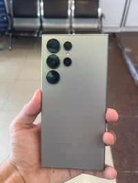 سامسونج S24 الترا 1TB • رام 12GB • كاميرا 200م