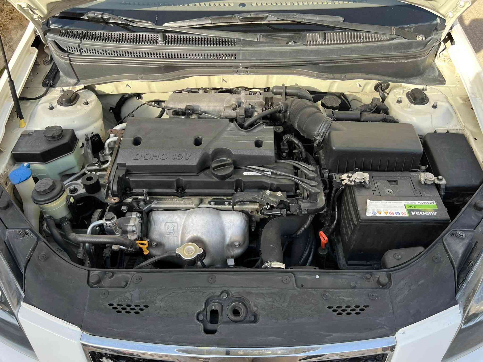 كيا ريو خليجي 
موديل 12 
رقم اربيل شرط تحويل 
بيه جاملغ امامي يسار صبغ 
ماشيه 190 km
كير محرك بشرط 
مواصفات سيارة 
محرك 16 بشرط على وضع شركة 
تبريد ثلج 
جامات كهرب 
اشاير مري 
وباقي مواصفات معروفة 
السيارة جديده وعلى ايد وحده 
مكان السيارة حي العربي 
للاستفسار اتصل على الرقم ***********
