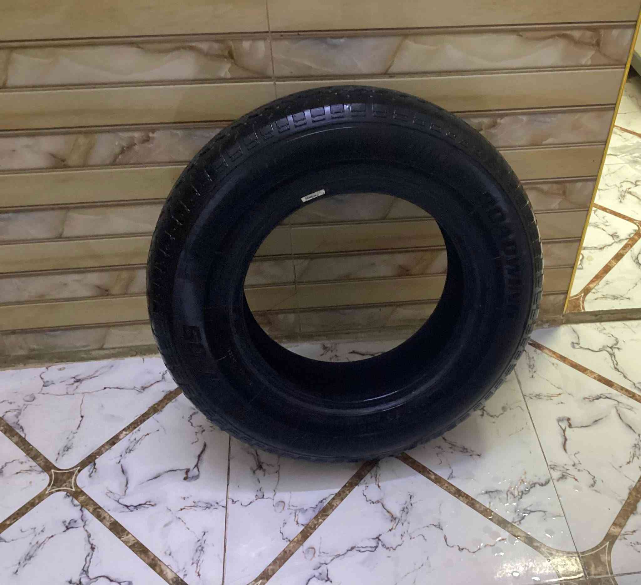 سلام عليكم باب بريجو+وبطانه +وجامه السعر =٨٥ وبي مجل تاير نص عمر حجم 195/15 السعر =٢٥ /.  العنوان بغداد مدينه الصدر. الرقم ***********
