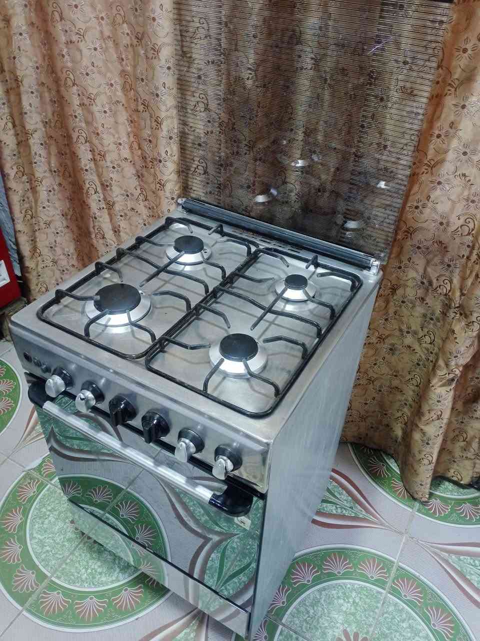 طباخ • للبيع • زين القوس
