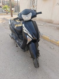 هوندا • ليد • مجال بسيط