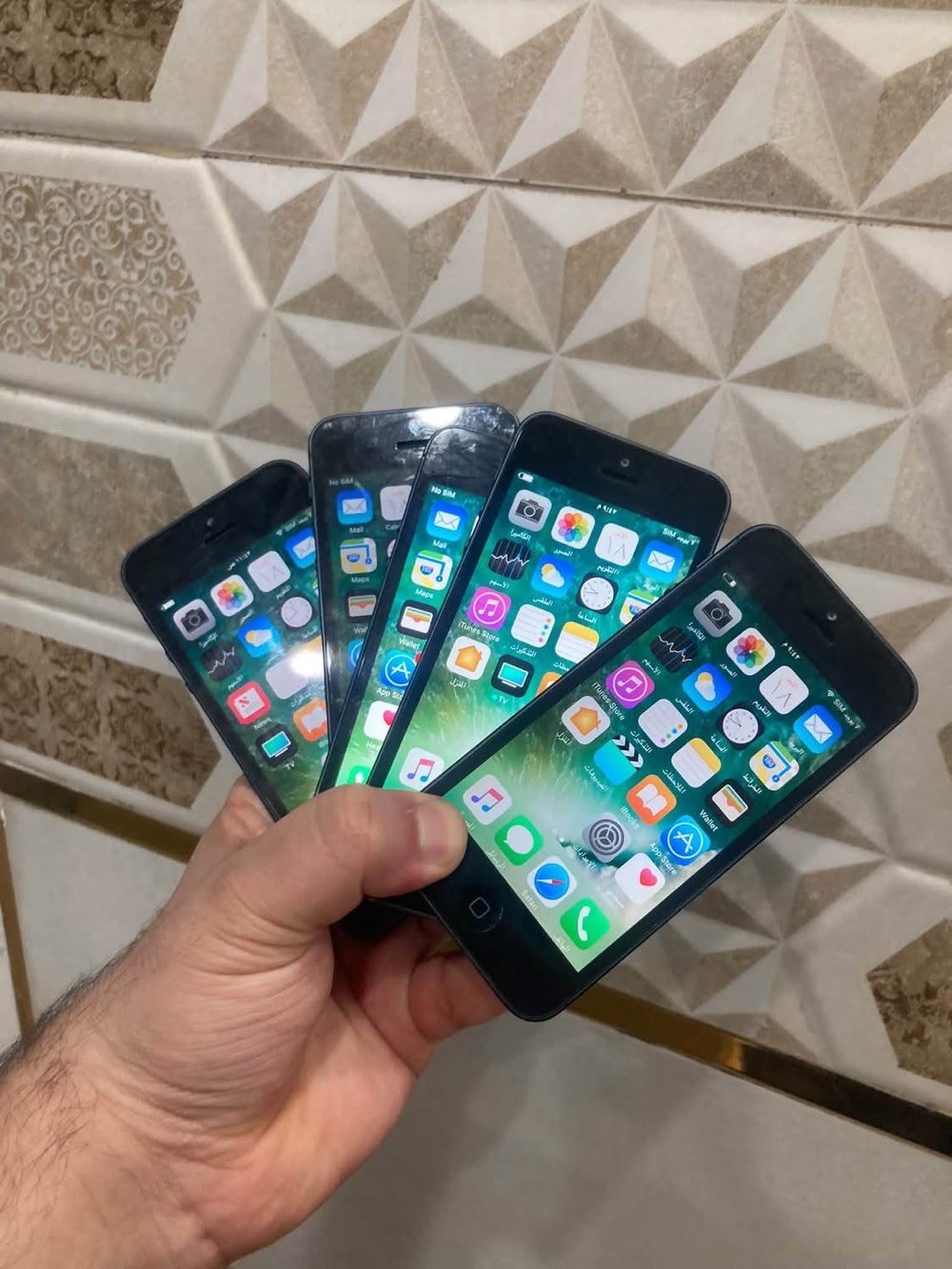ايفون 5 • ايفون 5s • واي فاي بس