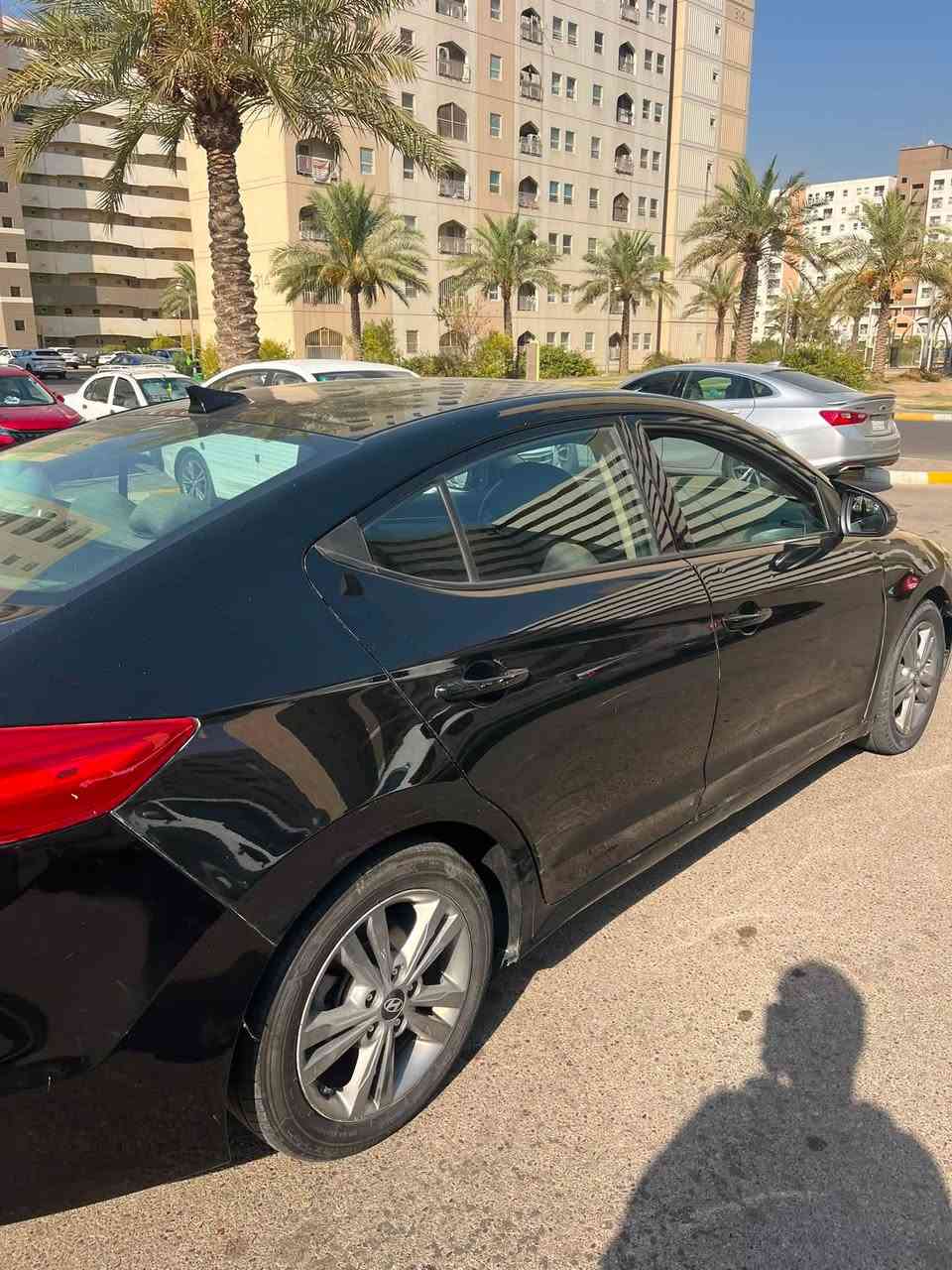 سلام عليكم النترا 2018
السيارة بيها قطع صبغ و تبديل ابيع حزام 

محرك 2.0 دوش كير AT المرغوب

بيها نقص كمبريسر

السعر 100$ و بيها مجال

***********
***********9
