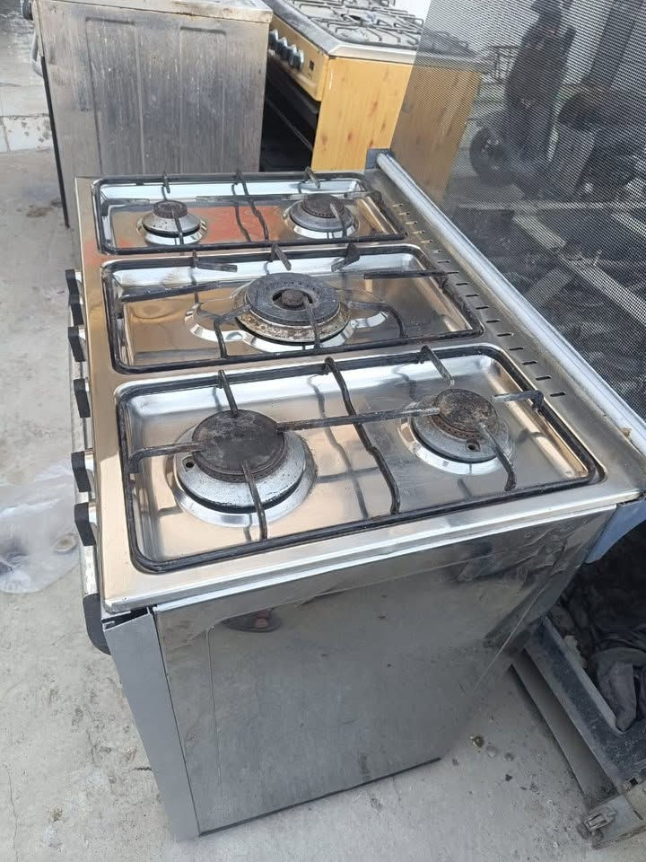 طباخ للبيع نظيف جدا قياساته 80*60ب130الف
المكان بعقوبه ام الكرفس ***********
