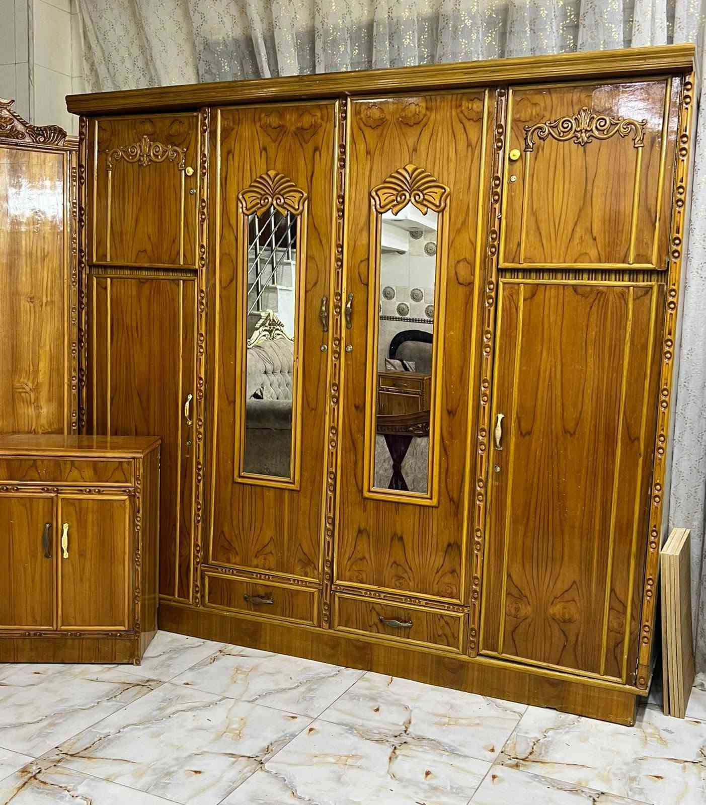 650غرفه زان خشب عراقي سبع قطع صاج الضهر جرجوبه زاويه كنتوريه كومدي احذيه بغداد الحسينيه مال الراشديه وعندي توصيل ***********
