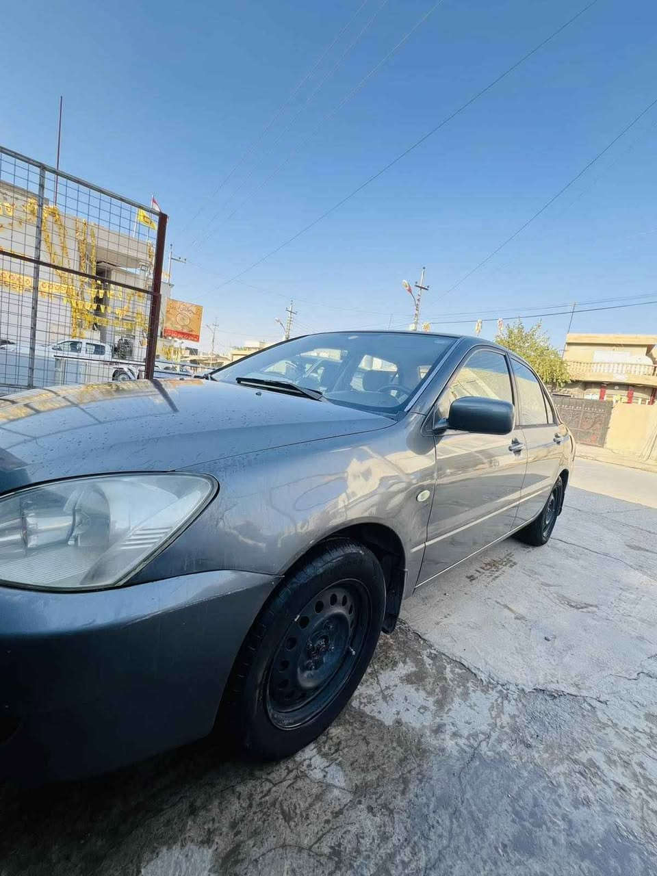 لانسەر 2007  
ناو فۆڕمیکا مەکینە گەورە گێڕ ئۆتۆماتیک چوار جام کارەبا دوو ئاوێنە کارەبا پێشی کەپسە پشتی جەمپێکی بچووکی هەیە حیزامە تەنها بۆ جوانی بۆیاغ کراوەتەوە قفڵ مەرکەزیە سەنەوی نوێیە تا 2028 تەبرید سارد و گەرم بەشەرت ڕەقەم هەولێر وەکالە و بەناوکردن بەشەرت  نرخی 65مەجالێکی برایانە ژ.م *********** كويسينجاك, أربيل
