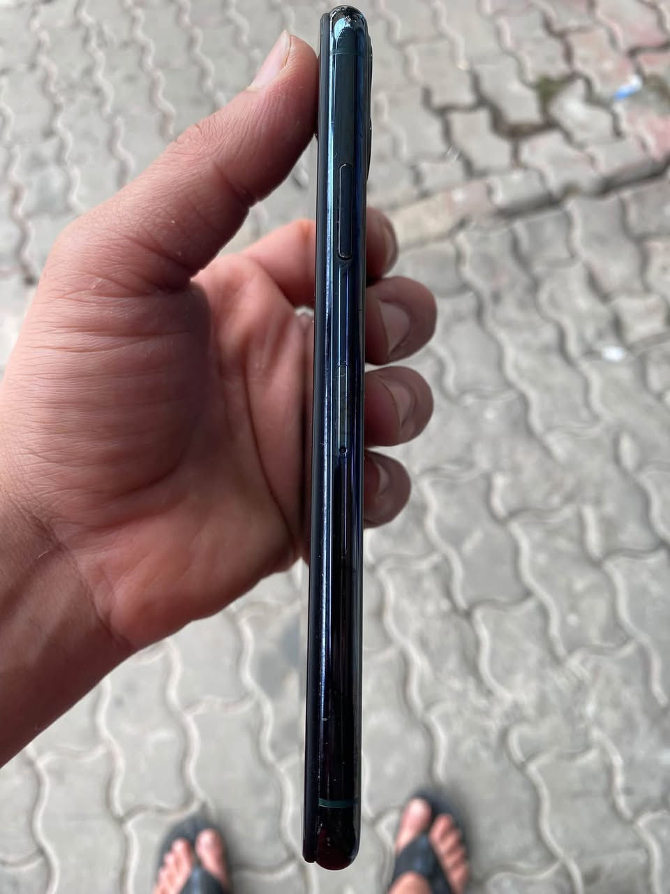ايفون 11برو ماكس نضيف مابي اي شخط مكفول  مبدل شاشه وبطاريه 100 (دبل سيم)220 وبي مجال قليل للشرايه فقط ***********
