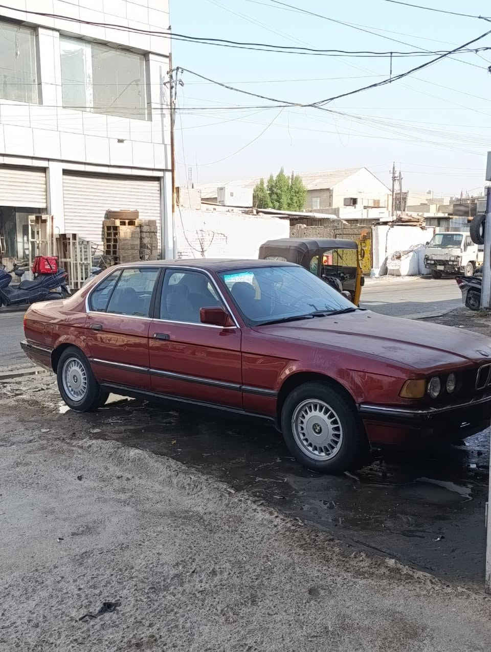 بي ام 
 ٧٣٥ماروني كير عادي رقم بغداد السيارة بيها جراد لان صبغها بلادي السيارة من الدعامية للدعامية بلادية 
الاستفسار على هاذا الرقم ***********
