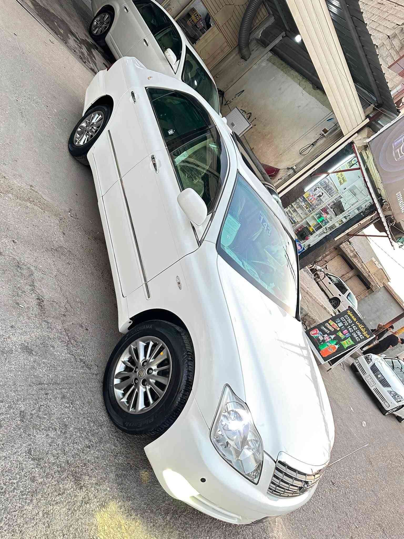شاهانە بڕاوە ٢٠٠٧
ساج مەلەکی
١٨٢ بێ دووکەڵ
٣ دووگمە
سڵایت
سێ پەردە
سەلاجە
مەرکەزی
٤ کوشن کارەبا
جڵد و هیتەر 
فول فول مواسەفات
ئارێڵی بیلاد 
بێ مەسرەف 
برێک بەسراوە
تەبریت مەزبوت
ویل نەوتی بیلاد
هەموو گیانی لۆکە 
ناو سنوقی ئەشیای کاملی تیایە
بێ کۆدەە
مشتەری نیت و سعر نازانیت تەلەفون مەکە
شوێن سەیدسادق

***********

