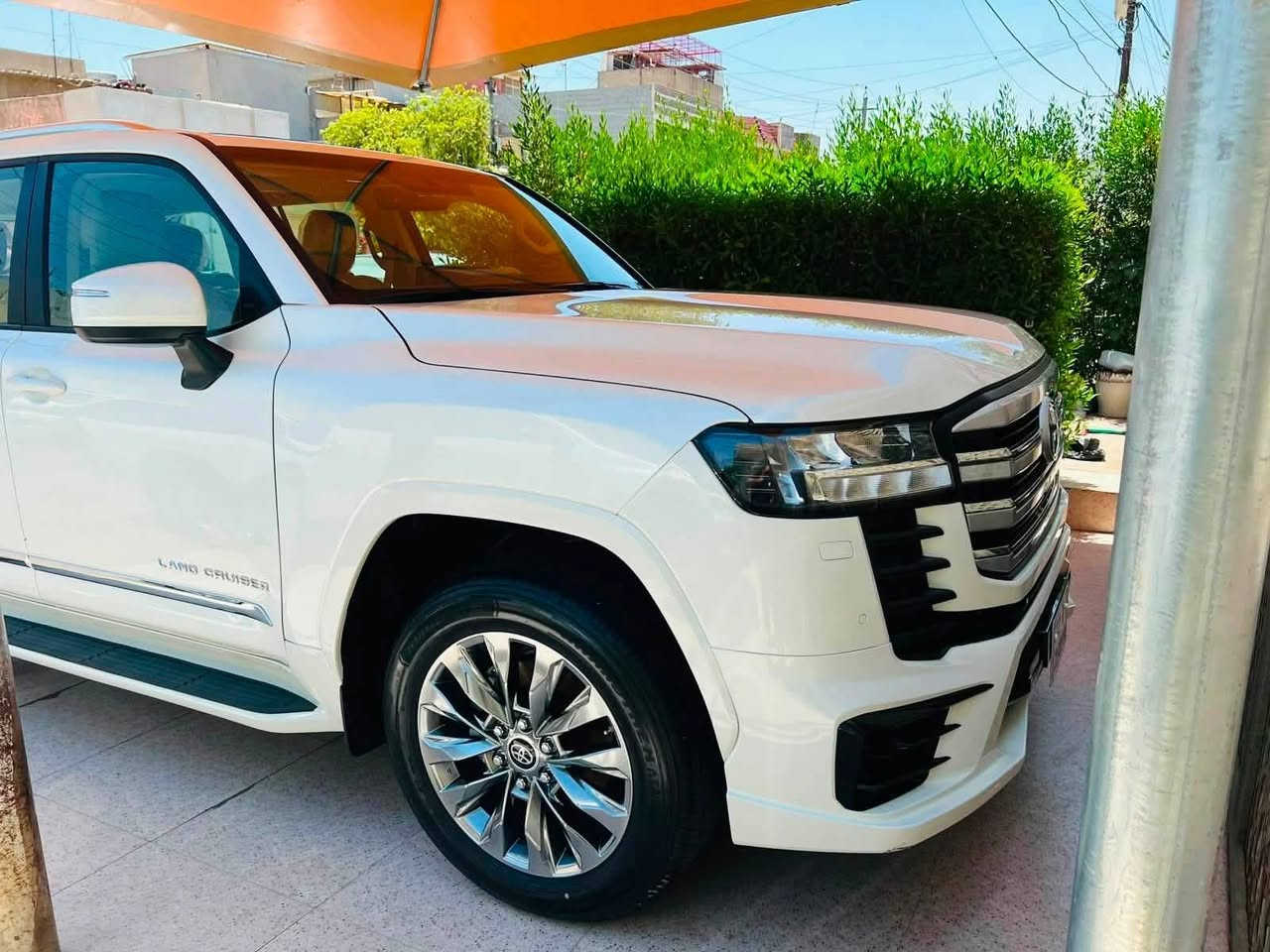 للبيع بسعر جدا مناسب
لاندكروز 2025 GXR  للبيع 

خليجي لون ابيض 

ماشية 6 الف كم 

السيارة بحالة الزيرو ع وضع الشركة كفالة عامة شرط الفحص 

السيارة موجود بالبيت 

رقم اربيل تحويل مباشر

العنوان النجف 

السعر 615 ورقة وبي مجال 

الشراي فقط يتصل هذا رقمي 

***********
