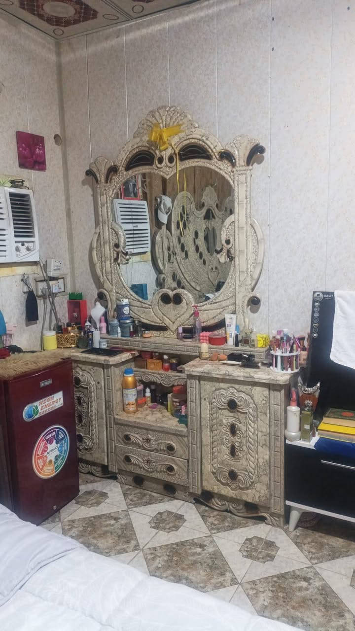 عرفه صاج عراقي تسكام نضيفه سعرها 650 وبيها مجال كربلاء طاقه 17 للتواصل
***********
