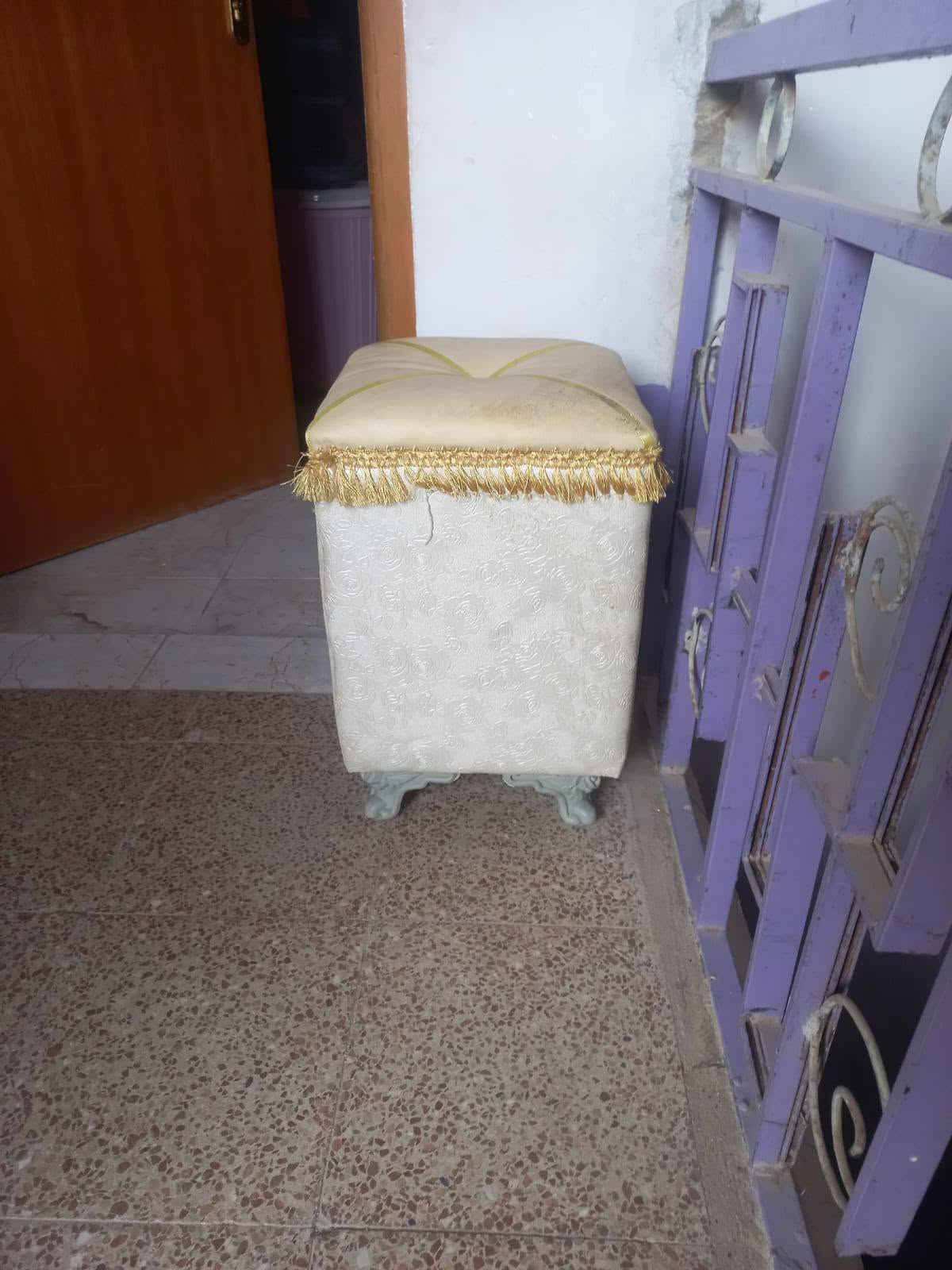 للبيع ***********
