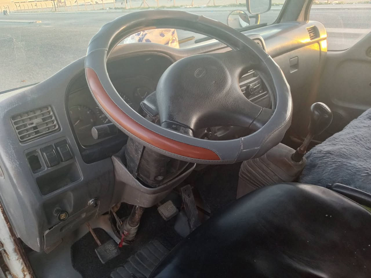 كيافونتيرا دبل قمارة موديل ٩٨ رقم بغداد مشروع وطني محرك كير شاصي اكسل مكفولالسعر 50ورقه وبيه مجال باسمي علما أن االسنوية ساقطة والتجديد علي *********** السيارة فيالنجف الاشرف
