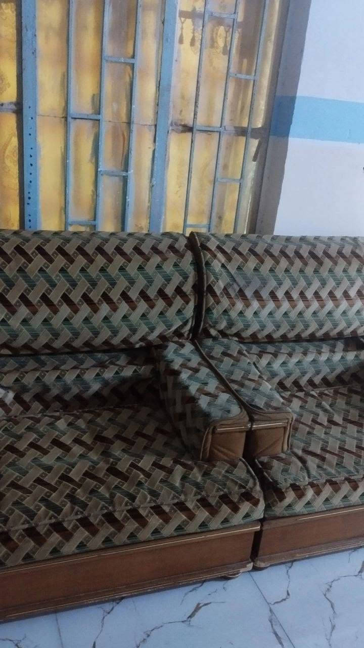 تخم للبيع شوفت عينك النضافه
الشراي يتفضل خاص 
او واتساب ***********
