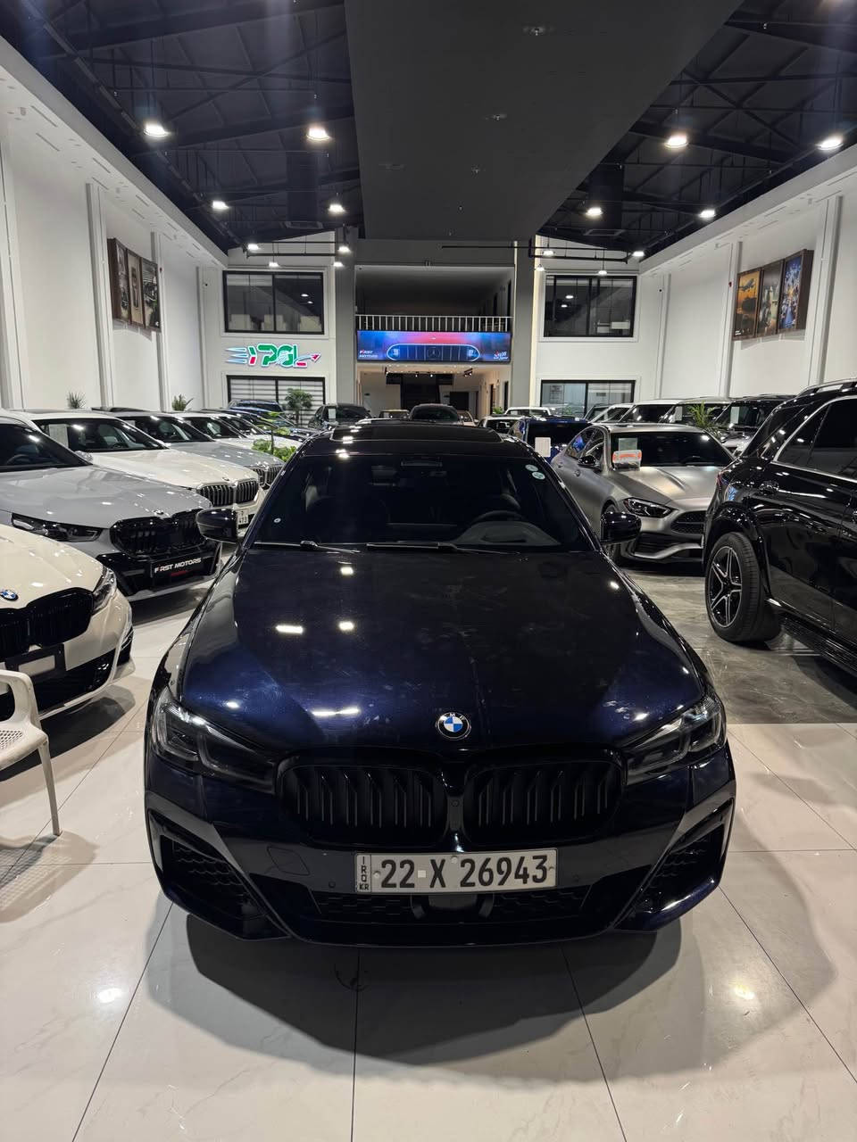 بي ام 530i • ٢٠٢٢ • بلاك ايدیشن