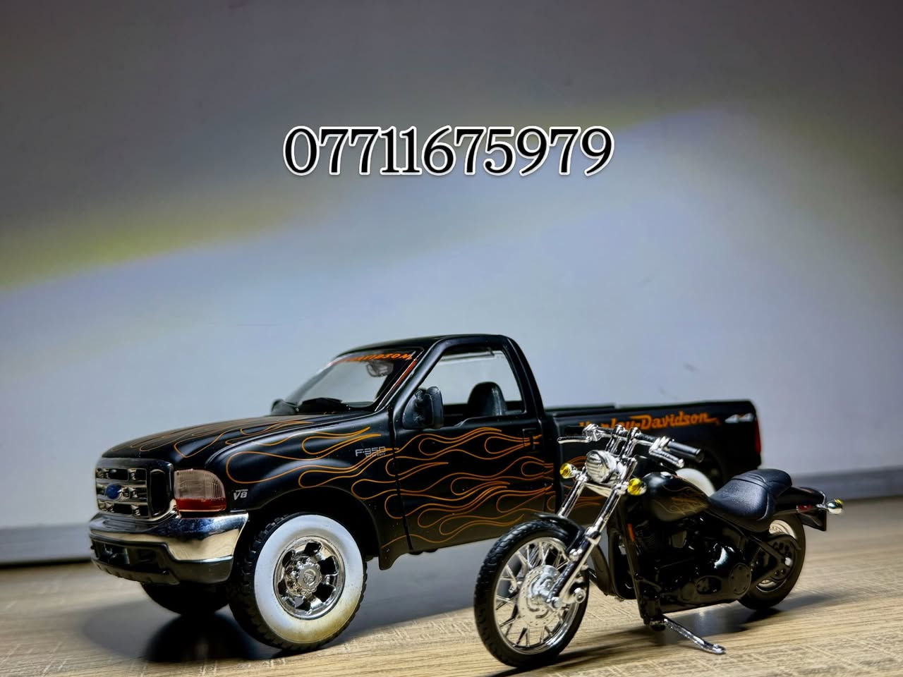 متوفر الان 
Ford F-350 Super Duty Truck 🛻🇺🇸
فورد سوبر ديوتي 
موديل 1999
حجم 1:27
🏍️🏍️🏍️🏍️🏍️🏍️🏍️🏍️🏍️🏍️🏍️🏍️🏍️🏍️🏍️
ياتي معها دراجة هالي ديفدسون 
Harley Davidson FXSTB Night Train 
موديل 2002
حجم 1:24
انتاج شركة #maisto 
للتواصل واتساب ***********
#عالم_المصغرات_والمجسمات #tsar_store #harleydavidson #diecast
