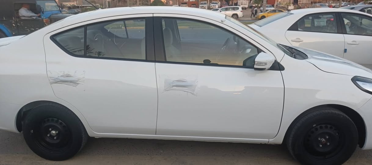 موديل ٢٠٢٤
ماشية ٥٣الف
مكفولة كفالة عامة
عدا رصعتين بسيطات
السيارة بيها وكالة او تحويل اتريد
مكان السيارة واسط قضاء الصويرة
السعر ١١٨وبيها مجال بسيط
***********

