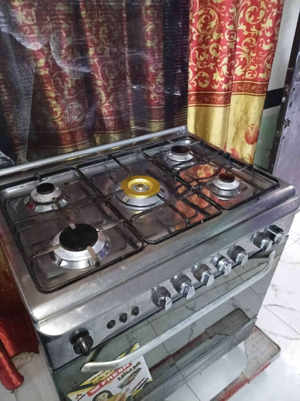 طباخ فريش مصري نضيف شغاله  ***********لسعر180 بغداد مدينه الصدر يوجد توصيل
