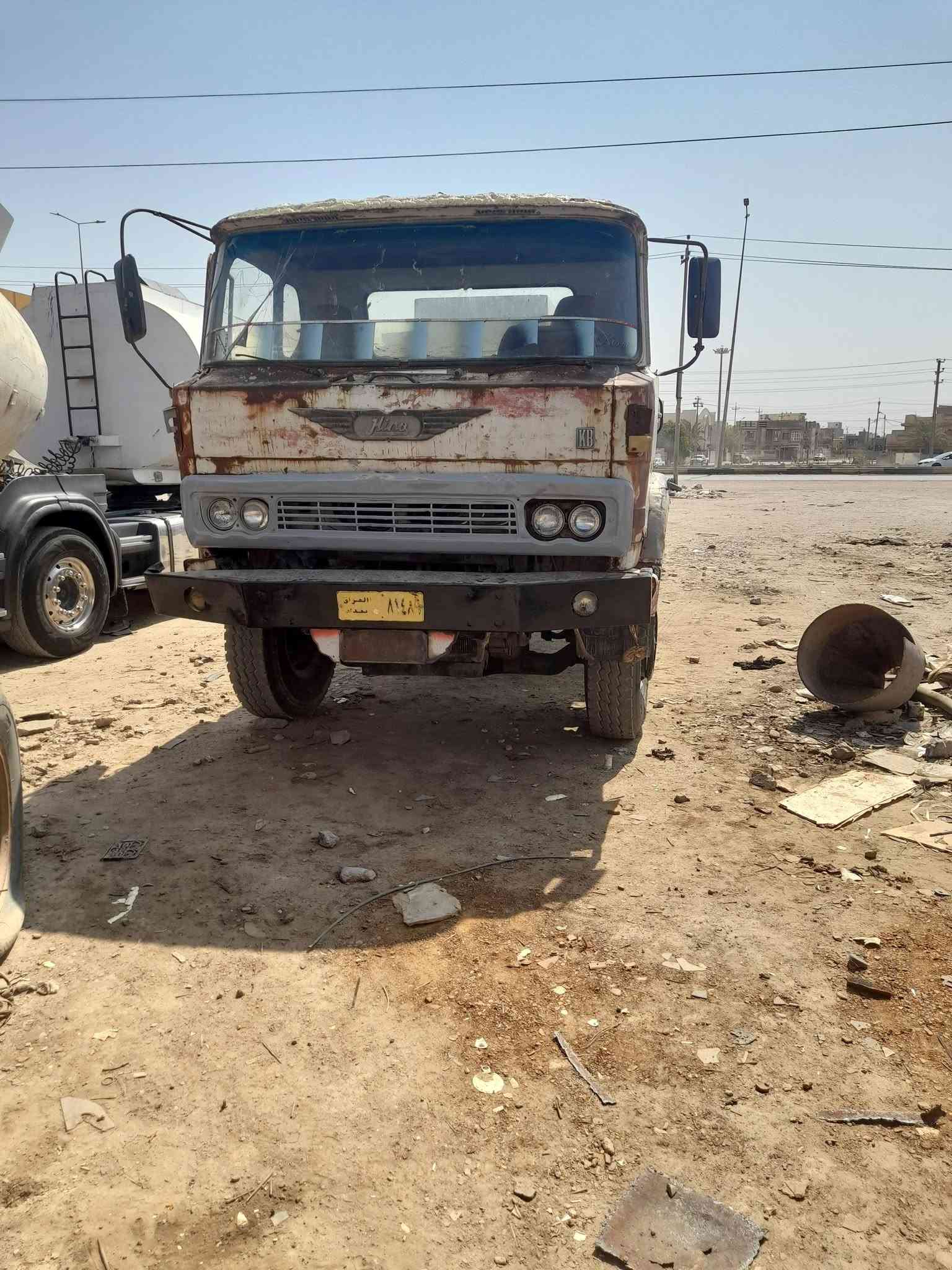السلام عليكم هينو موديل ٨٠ مكينه وكير وشاصي واكسل مكفوله تانكي ١٢ الف تخم تاير باتريات جدد سنويه ساقطه ١٤ تحويل السياره بلاديه السعر ٦ مليون واسط عزيزيه ***********
