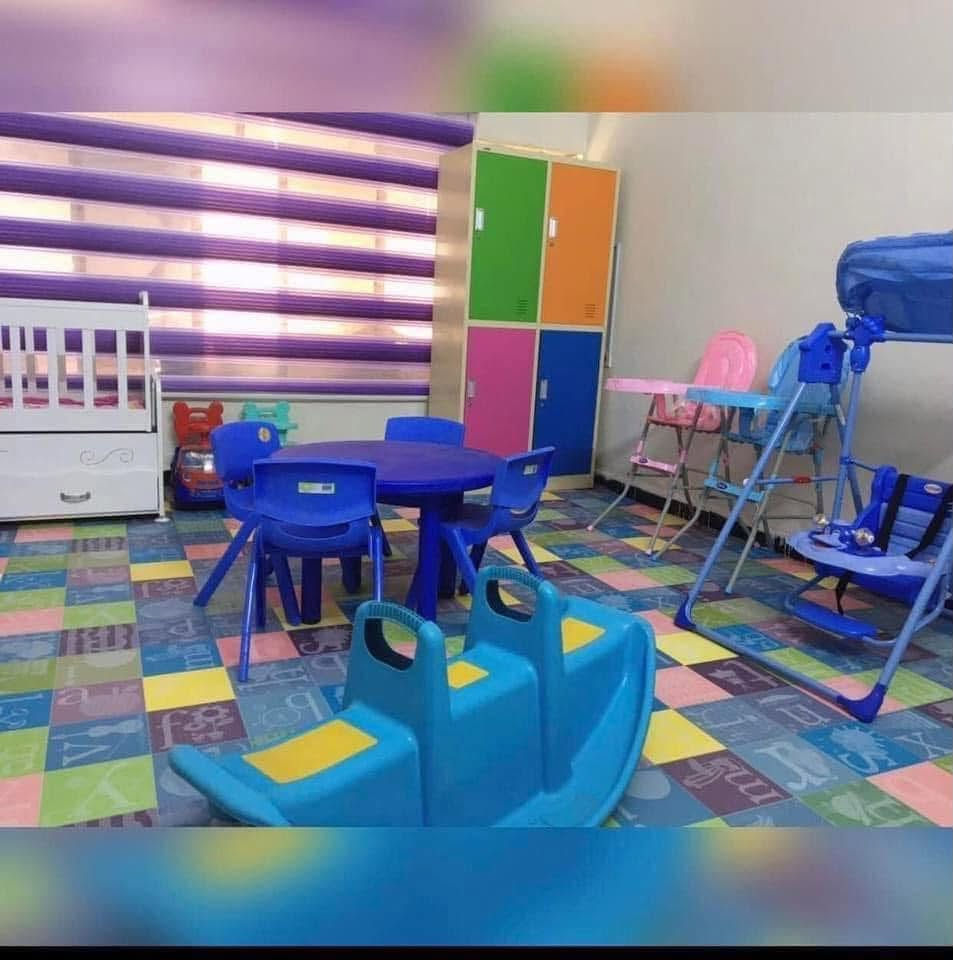 الى الاهالي  الكرام...
تعلن روضة وحضانة براعم المستقبل الاهلية 🏫 
عن الاستمرار بالتسجيل للموسم الدراسي 2026 -2027

بواقع دوام يومي عدا يومي الجمعه و السبت

وبدء #المنهاج التعليمي الخاص بنا 📃📚

🔴 استلام الاطفال من ساعه ٧ صباحا لغاية ١ ظهرا ويوجد   #overtime لغاية ساعه 4 عصراً ❤

KG2  عمر ٥ سنوات 
KG1 عمر ٤ سنوات 
Pre- Kg  عمر ٣ سنوات 
Nursery  استلام من عمر 6 اشهر لعمر سنتين 

🔴 يوجود #منهج للطلاب KG1 و KG2 📖📗📘📚
7 كتب تشمل (عربي . انكليزي.  علوم . رياضيات.  Math. اسلامية. حاسوب) 

🔴و العمر الاصغر تعليم بسيط للاحرف والأرقام والألوان عربي وانكليزي 

🔴ويوجد جانب #الترفيه 🎹🎸🎬
يشمل درس التايكواندو و الاعمال اليدوية  و قاعه التنمية الإدراكية  و الالعاب الداخلية و الخارجية ...

🔴كذلك الصفوف #مكيفة التدفئة والتبريد طول السنه 💎

🔴ويوجد #متعهد خطوط في الروضة🚗🚕

#المستمسكات المطلوبة في التسجيل:
١. هوية الطفل
٢. هوية الام والاب
٣. بطاقة سكن
٤.دفتر اللقاح جهه اللقاحات 
٥. صوره
الكل استنساخ 

🔴اقامة #السفرات الترفيهية  

🔴 يتوفر نظام #الكاميرات الداخلية و الخارجية شغالة 24 ساعة
🔴 اقامة #حفلات اعياد الميلاد و الاحتفالات السنوية  والترفيهيه 

🔴علما ان #التسجيل  مفتوح   

سارعوا في حجز #مقاعد اولادكم

#رقم_الروضة 
***********

#العنوان 

#شهداء البياع- شارع المضخة الثاني - قرب مدرسة بشائر الخير الاهلية

#معا_لمستقبل_افضل_لاولادنا
