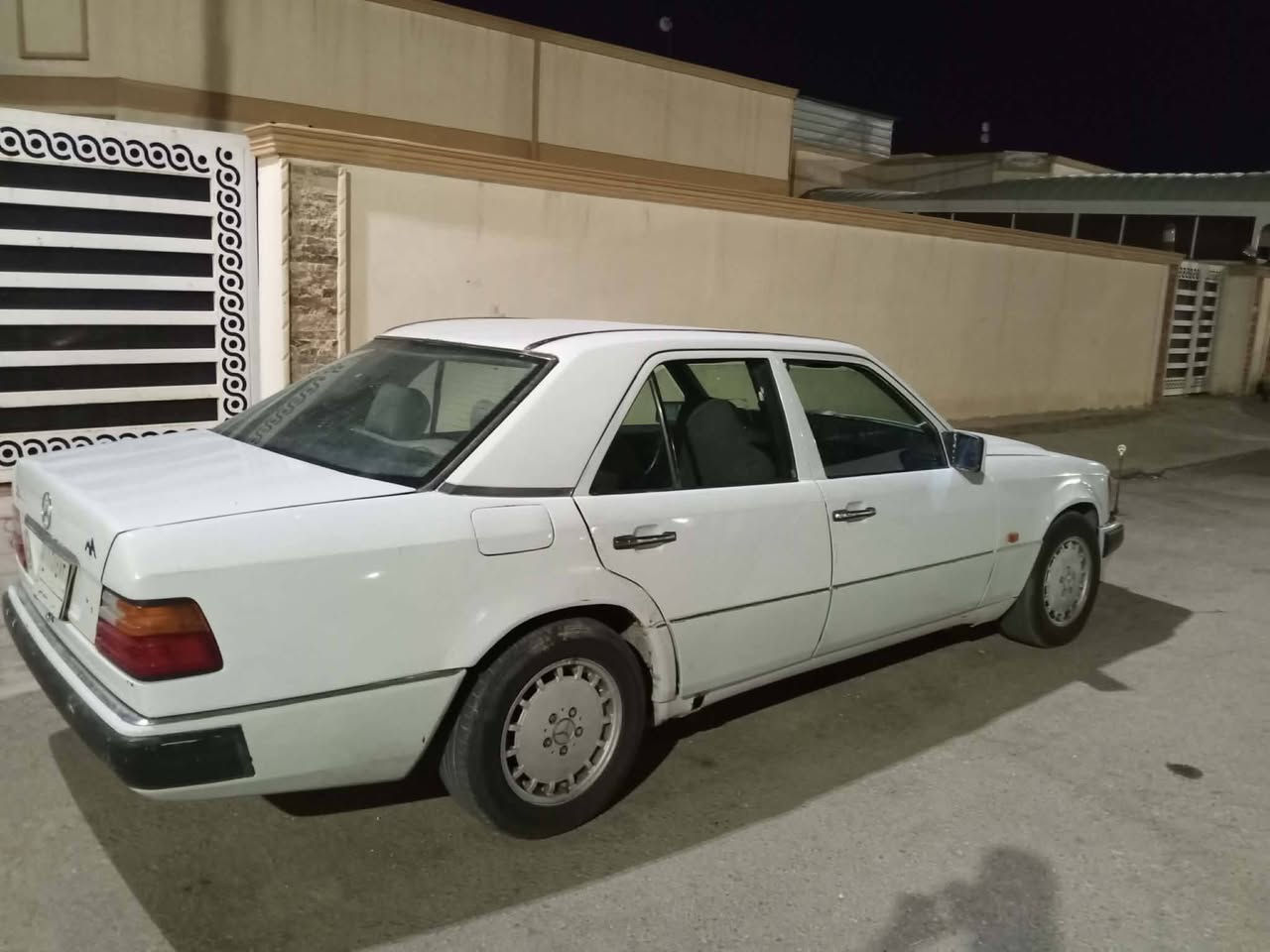 سياره دب موديل ٩٢ مكفوله قواعد وكير محرك تبريد شغال موجوده بل نجف وراعي نجف سنويه ٢٨ سعر ٤٢ بيه مجال رقم بابل الأستفسار ***********
